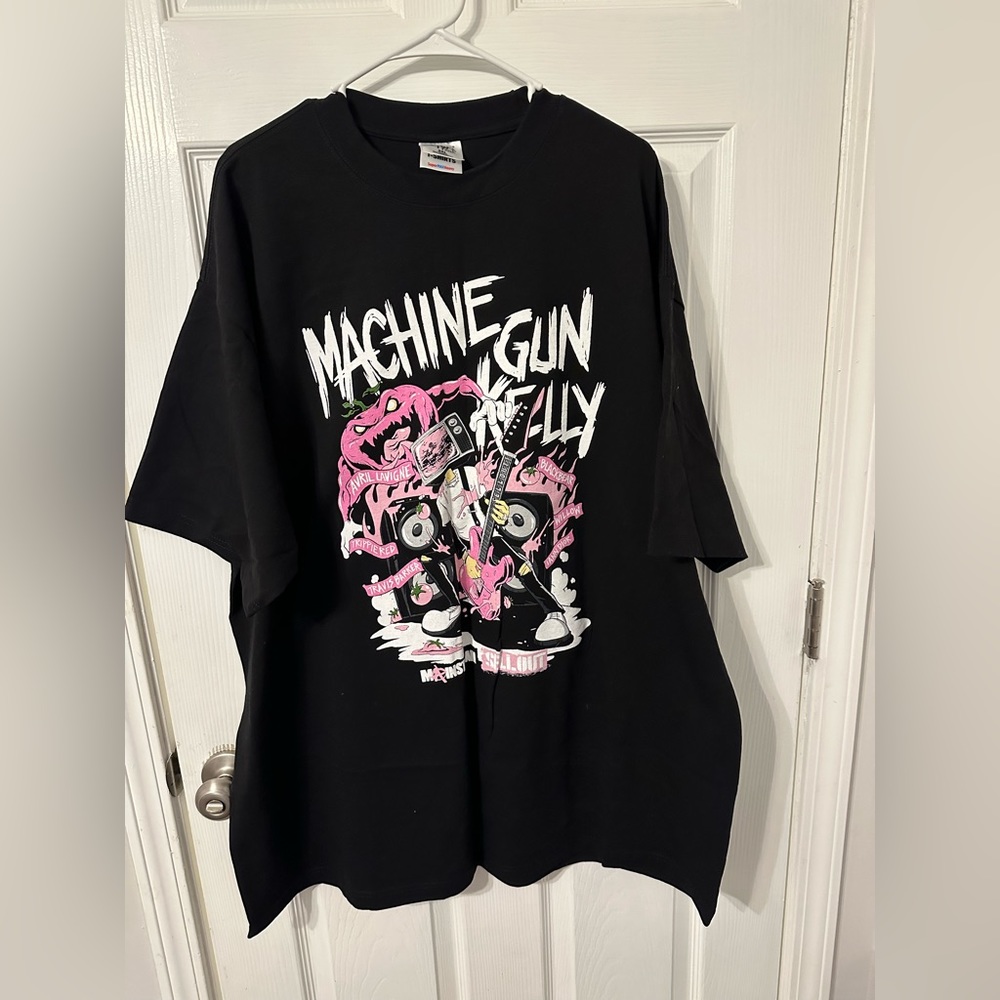 Machine Gun Kelly - Mainstream Sellout Concert 2022 Size 3X BRAND NEW
